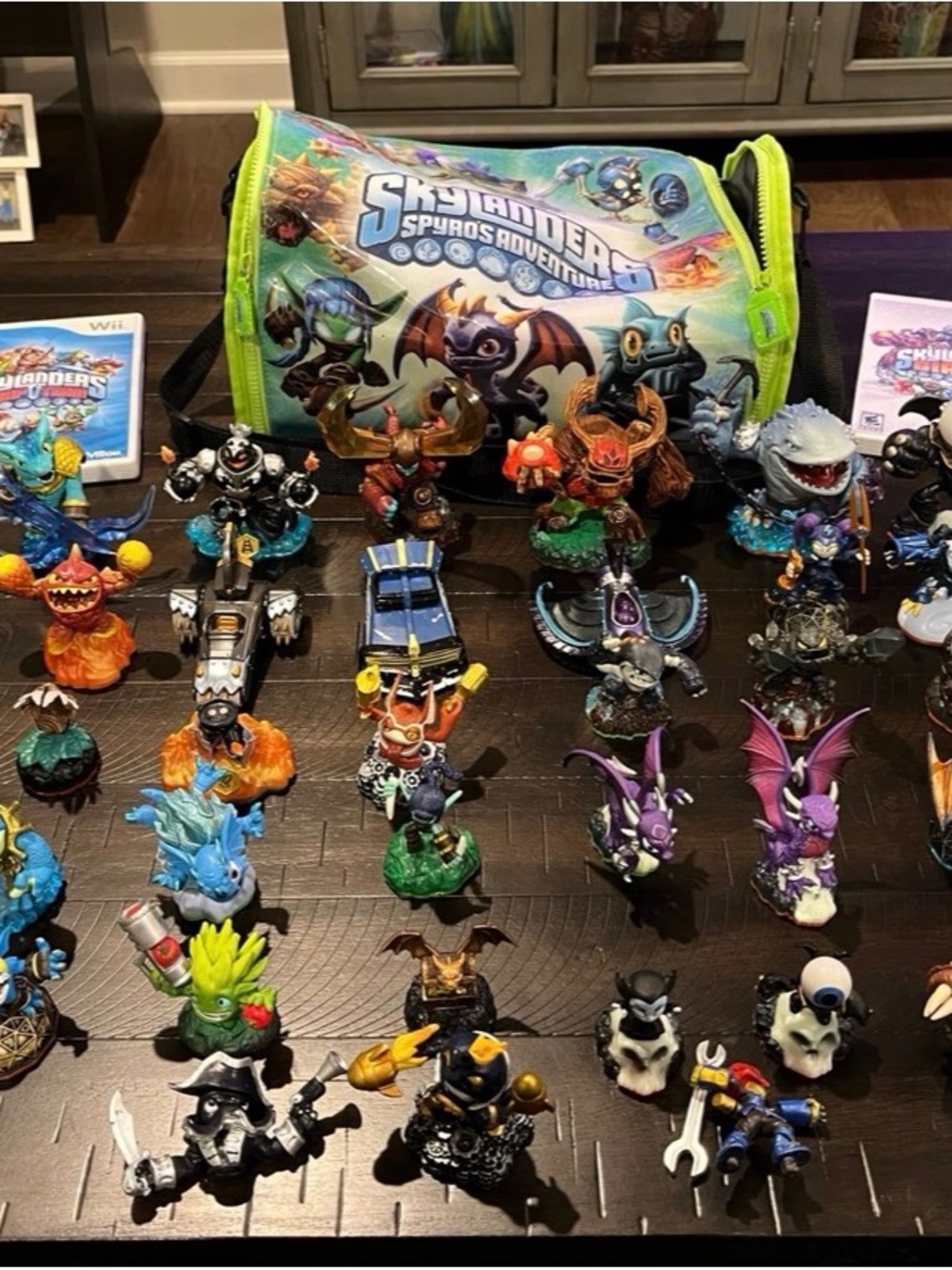 Activision Skylanders Action Figure Lot 43 Figures Total Carry Case Games Giants